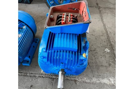 الکتروموتور DC برند AEG