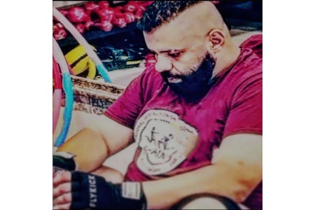 آموزش بوکس تایلندی زیر نظر استاد سعید قادری