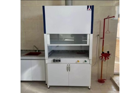هود شیمیایی
