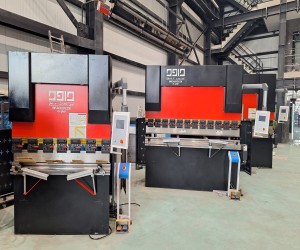 دستگاه پرس برک CNC و NC (خم)