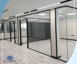 طراحی ، فروش و نصب پارتیشن شیشه‌ای اداری با طراحی مدرن