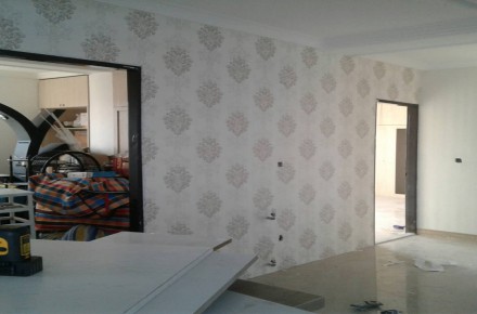 نصب کاغذدیواری پوستر کفپوش چمن مصنوعی
