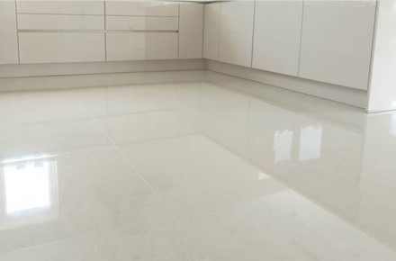 اجرای کاشی و سرامیک و سنگ نما