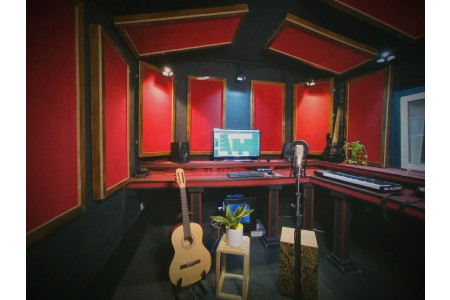 استودیو خوانندگی و موسیقی در مشهد